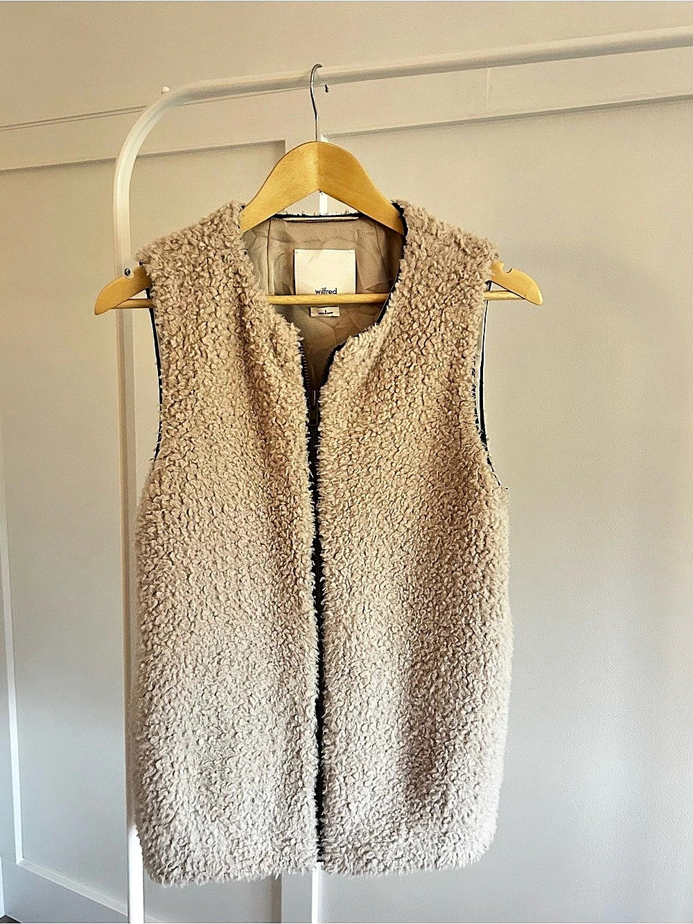 Wilfred Chateau teddy vest in cream Size Small